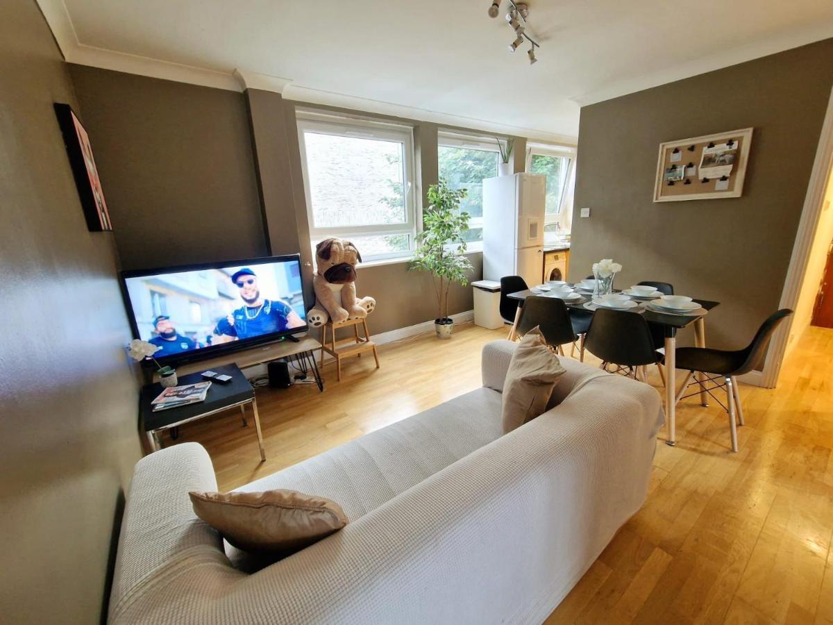 3 Bedrooms Flat Near Russell Square ลอนดอน ภายนอก รูปภาพ
