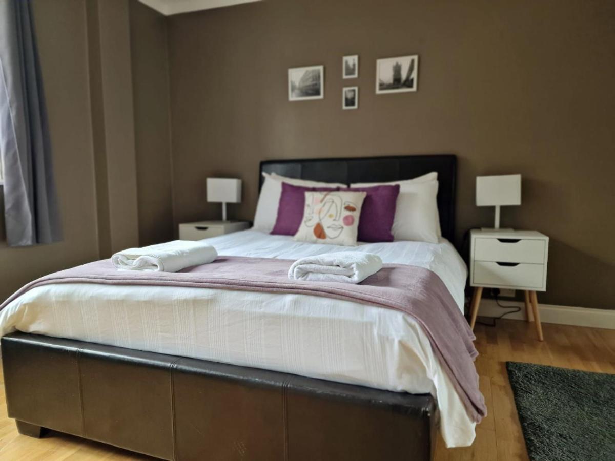 3 Bedrooms Flat Near Russell Square ลอนดอน ภายนอก รูปภาพ